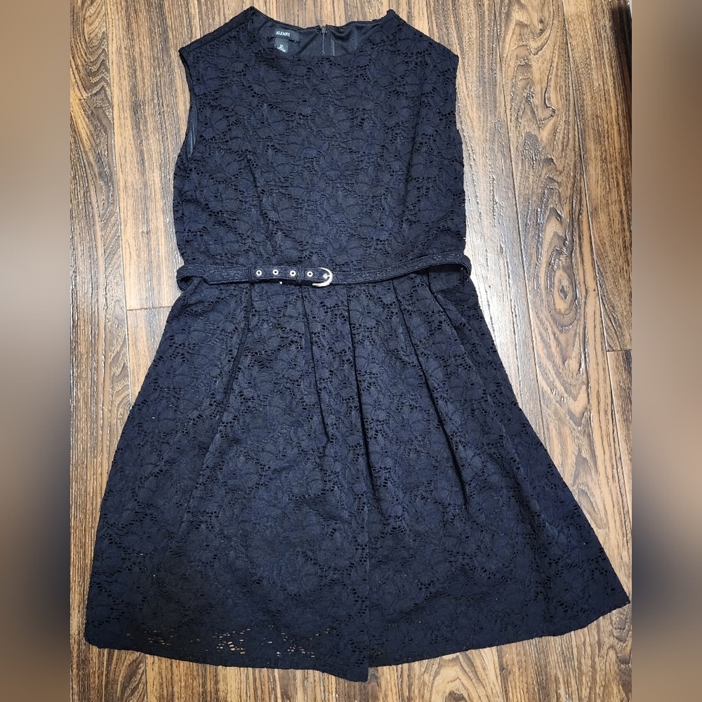 Alfani Black Girly Sleeveless Dress Eyelet Lace Belted SZ XL NICE CONDITION!